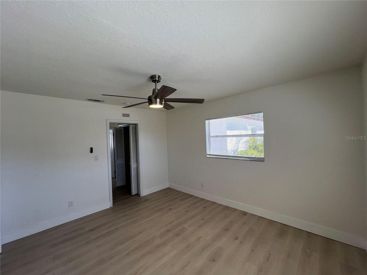 Listing Photo 34