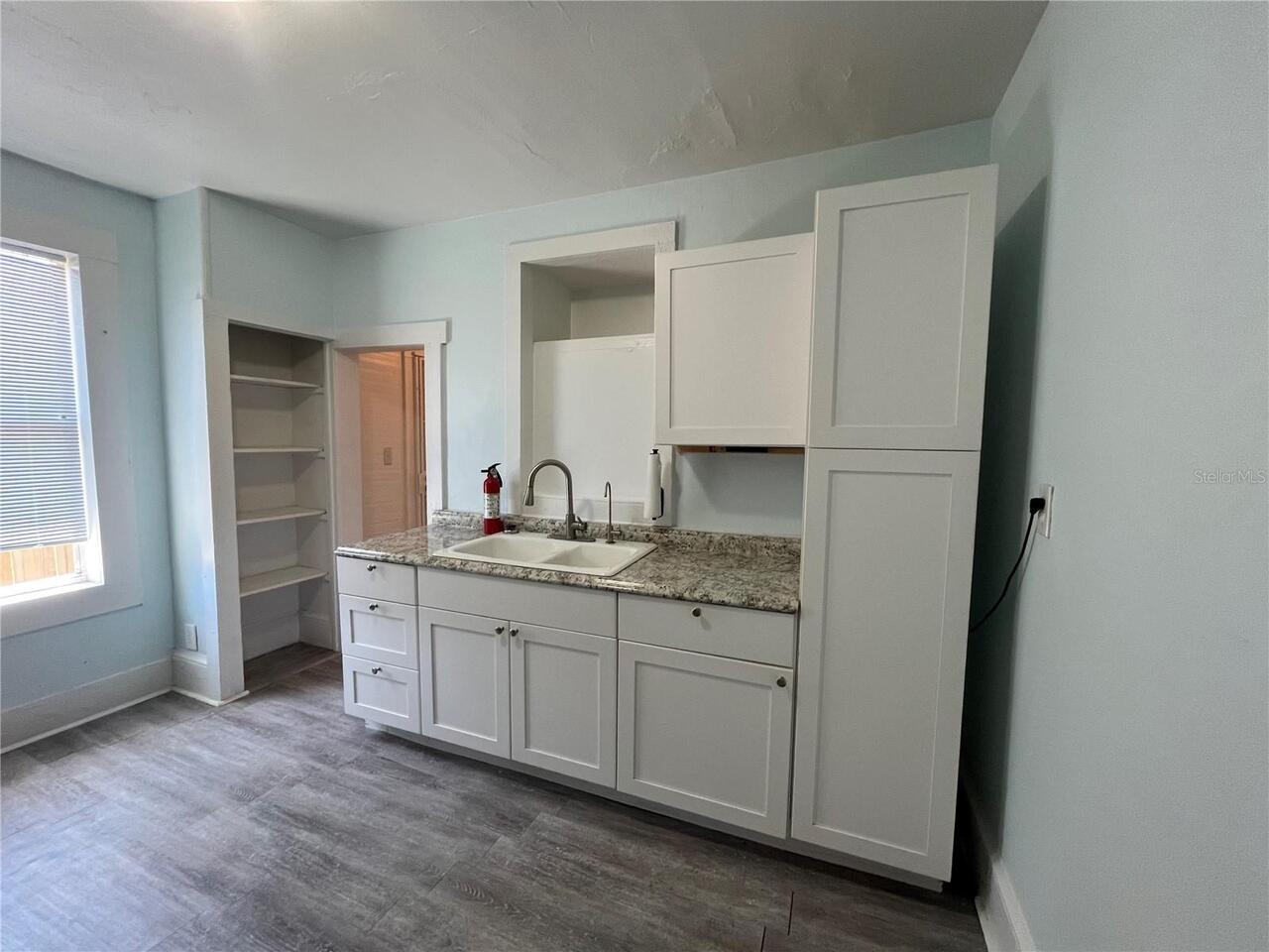 Listing Photo 11