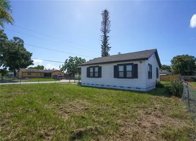 Listing Photo 22