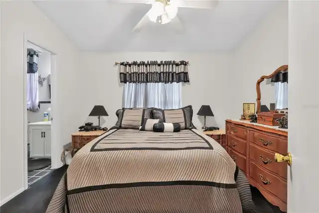 Listing Photo 13