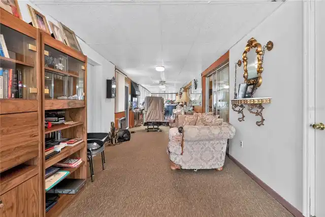 Listing Photo 17