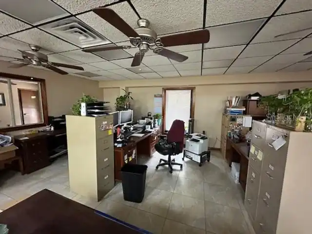 Listing Photo 8