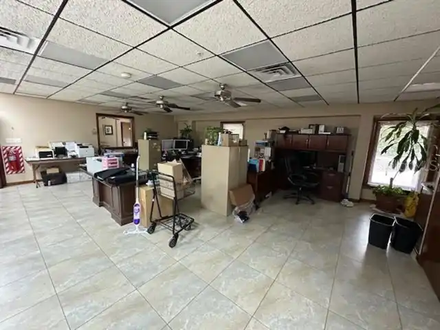 Listing Photo 10