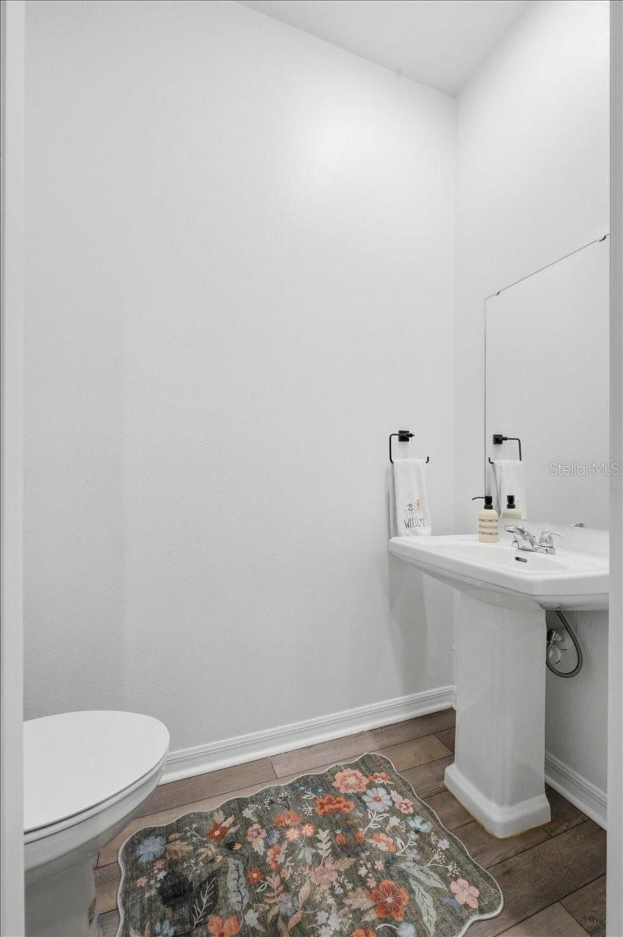 Listing Photo 17