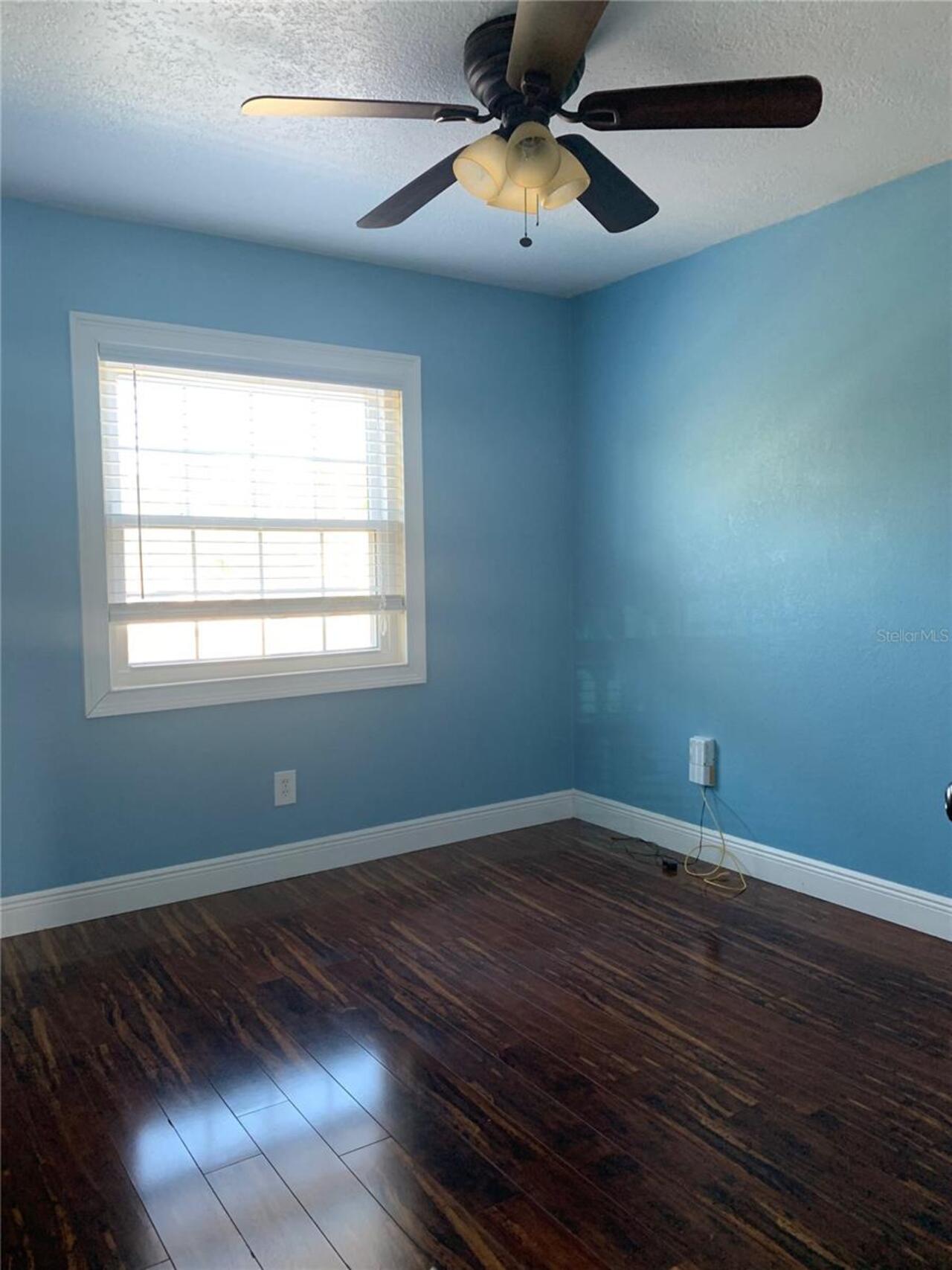 Listing Photo 14
