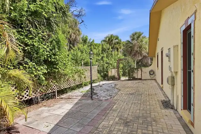 Listing Photo 35