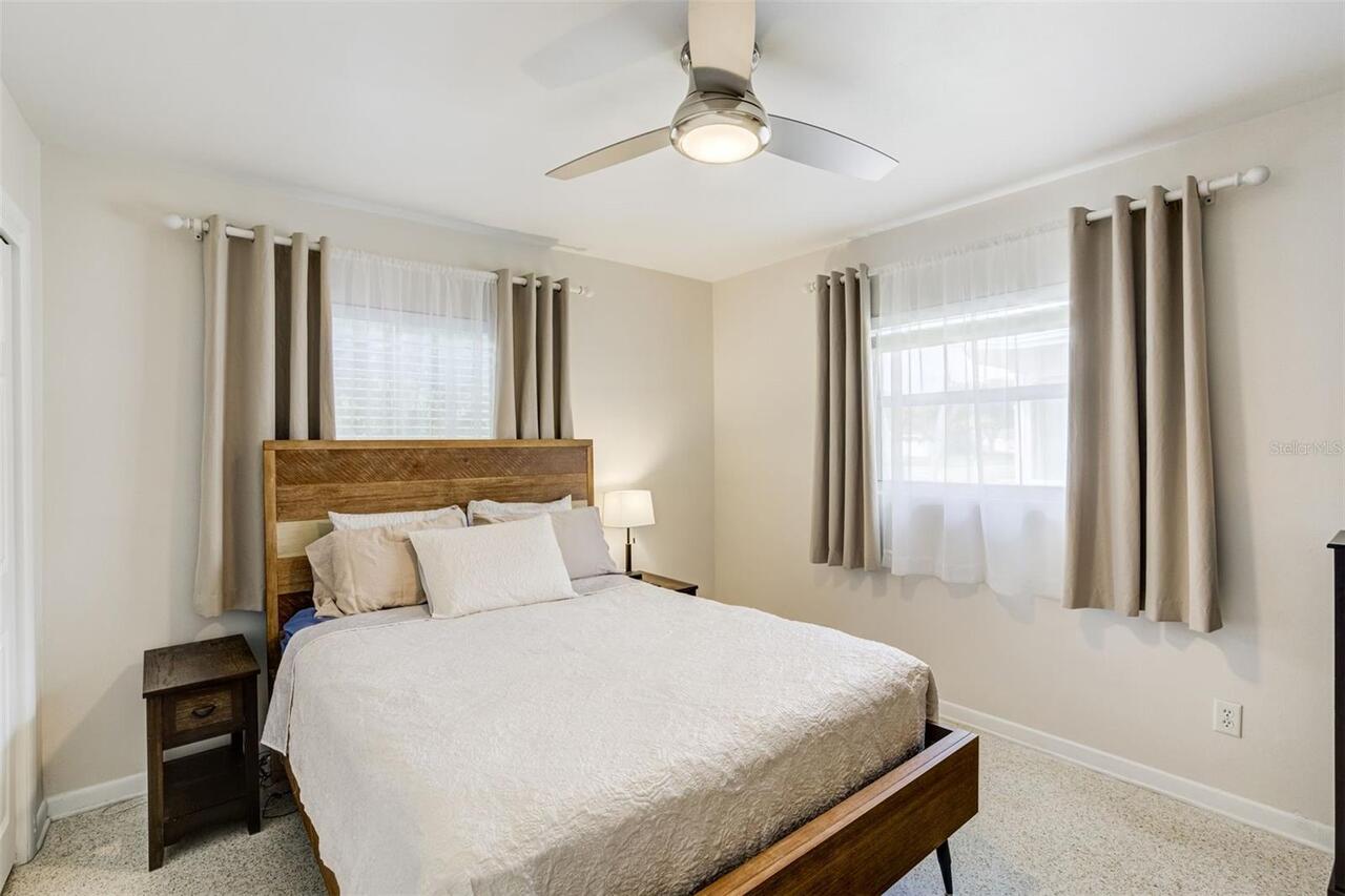 Listing Photo 10