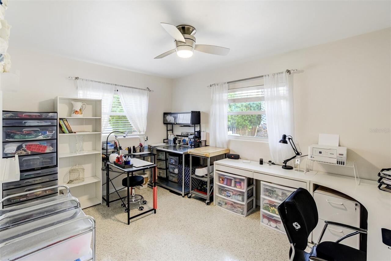 Listing Photo 12