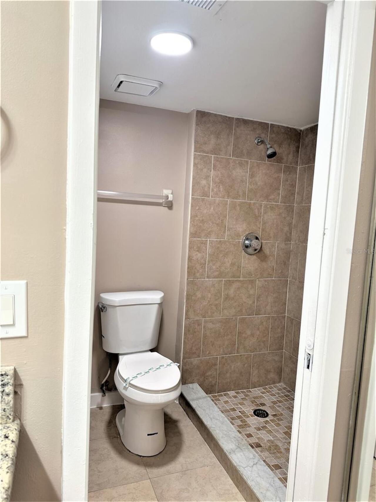 Listing Photo 24
