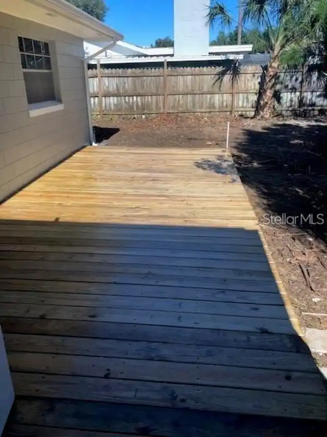 Listing Photo 9