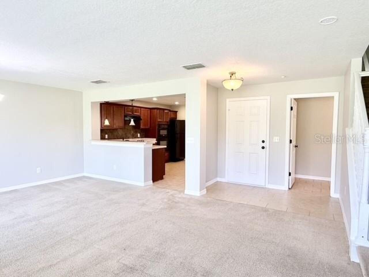Listing Photo 9