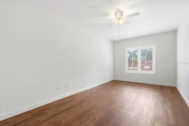 Listing Photo 42
