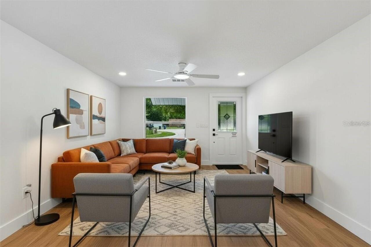 Listing Photo 10