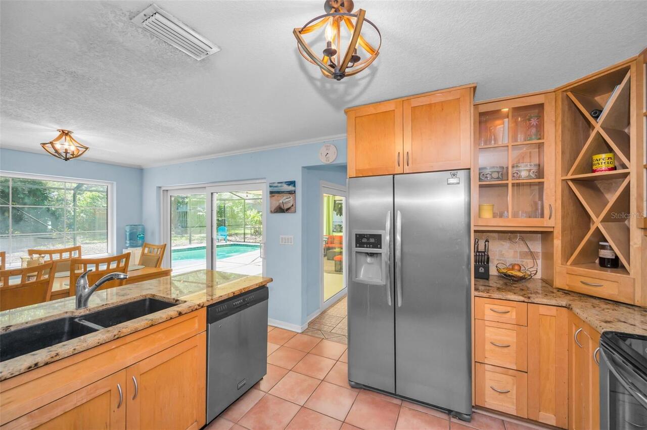 Listing Photo 15
