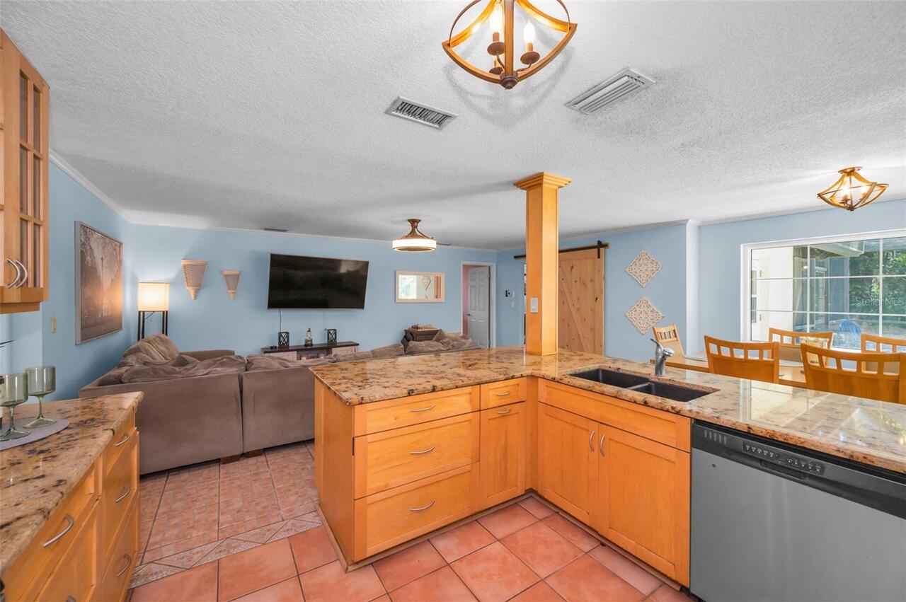 Listing Photo 16