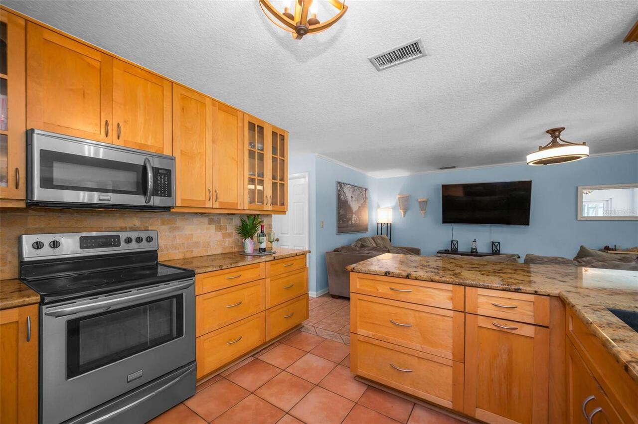 Listing Photo 17