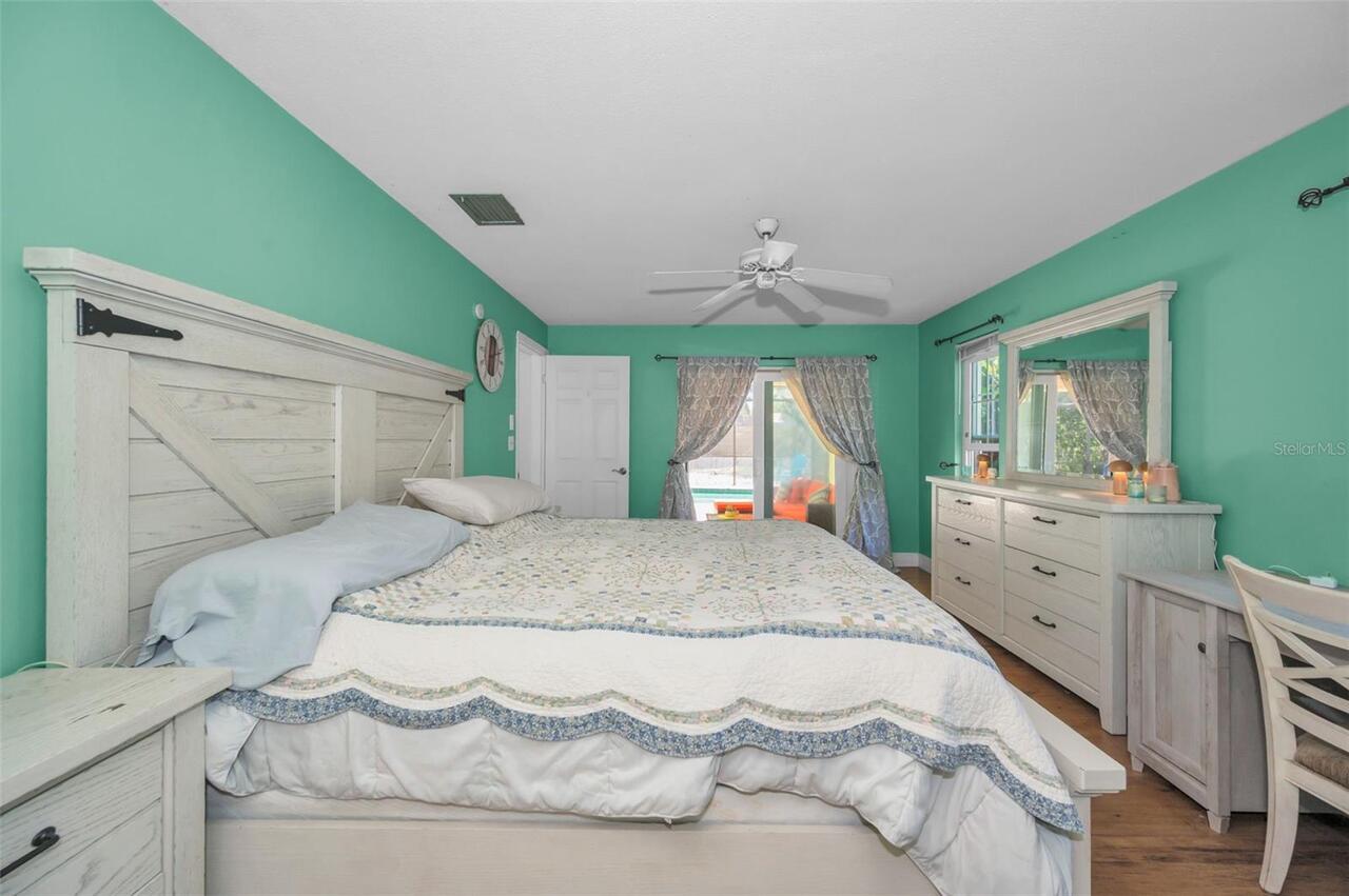 Listing Photo 23