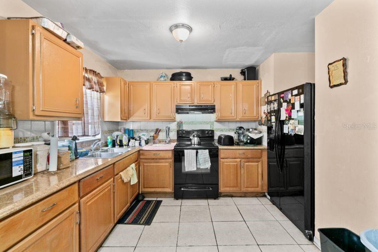 Listing Photo 6