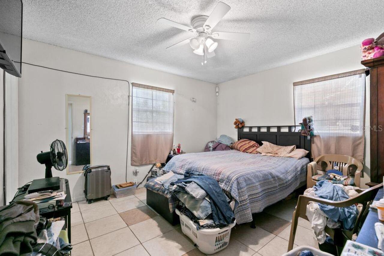 Listing Photo 10