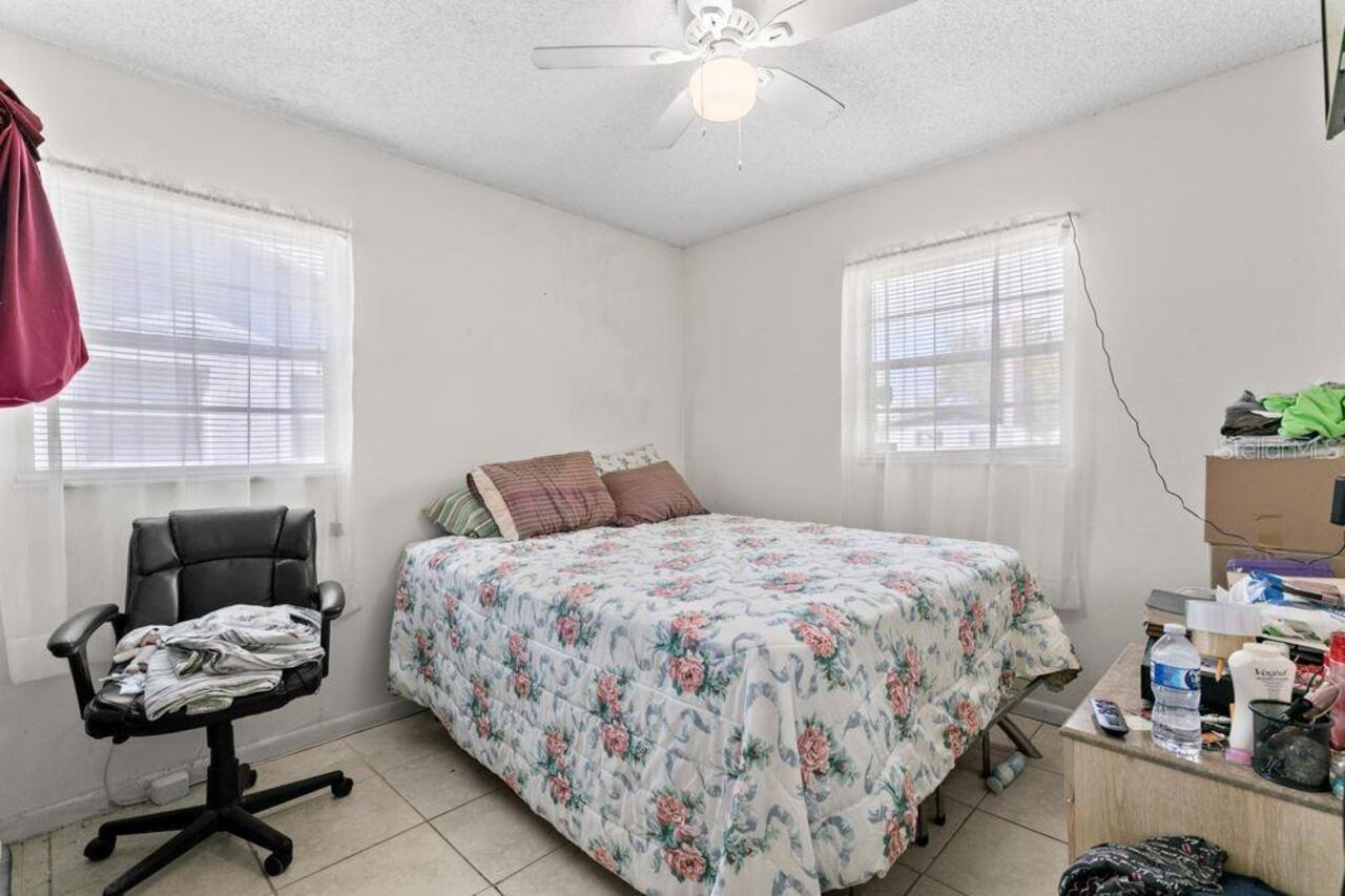 Listing Photo 11