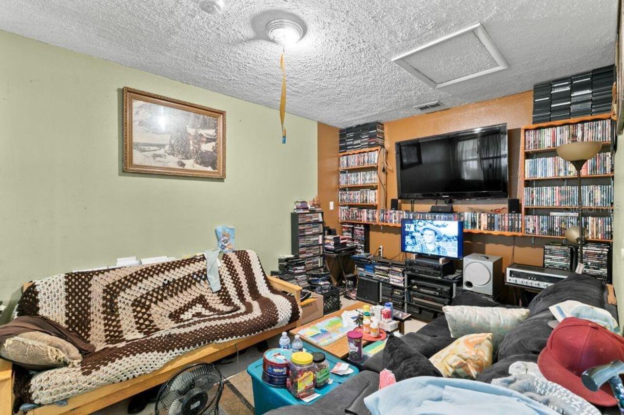 Listing Photo 19