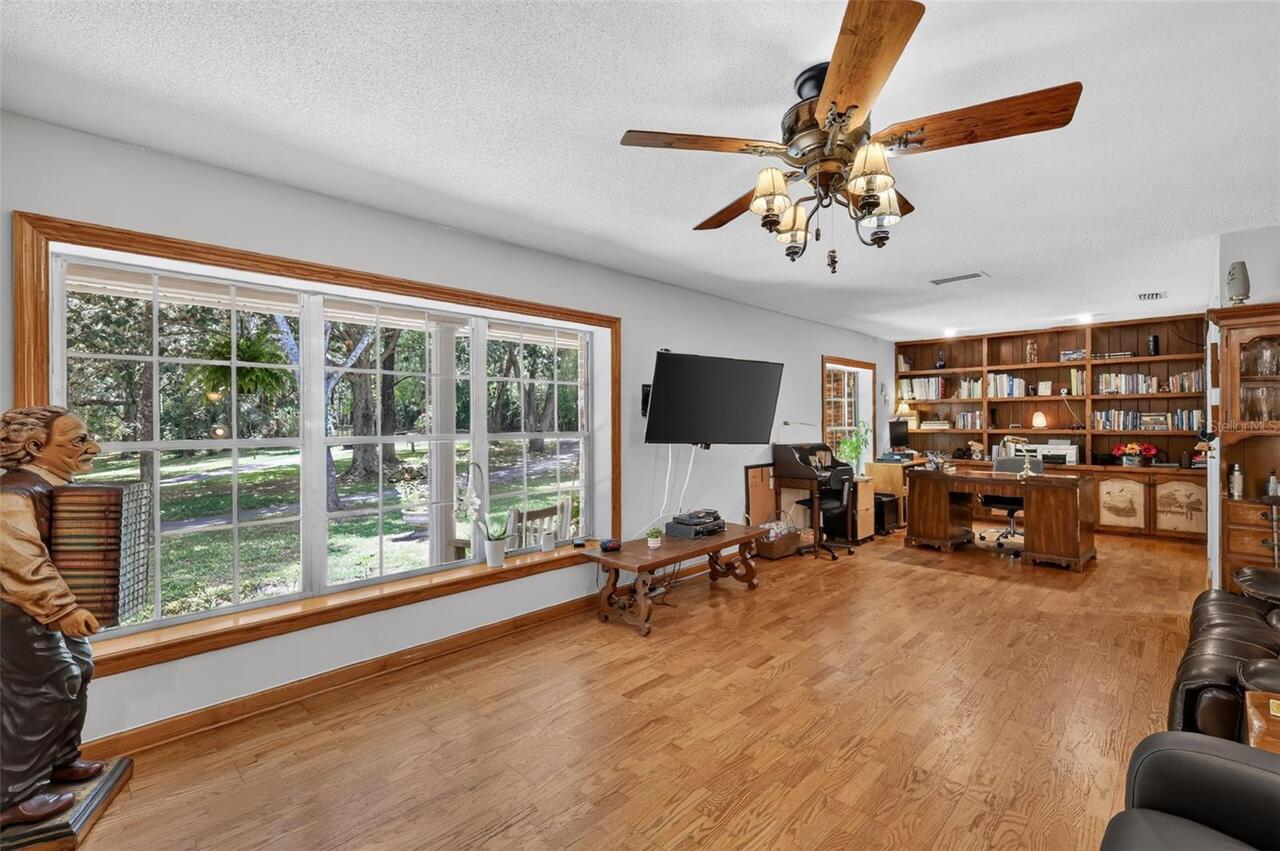 Listing Photo 21