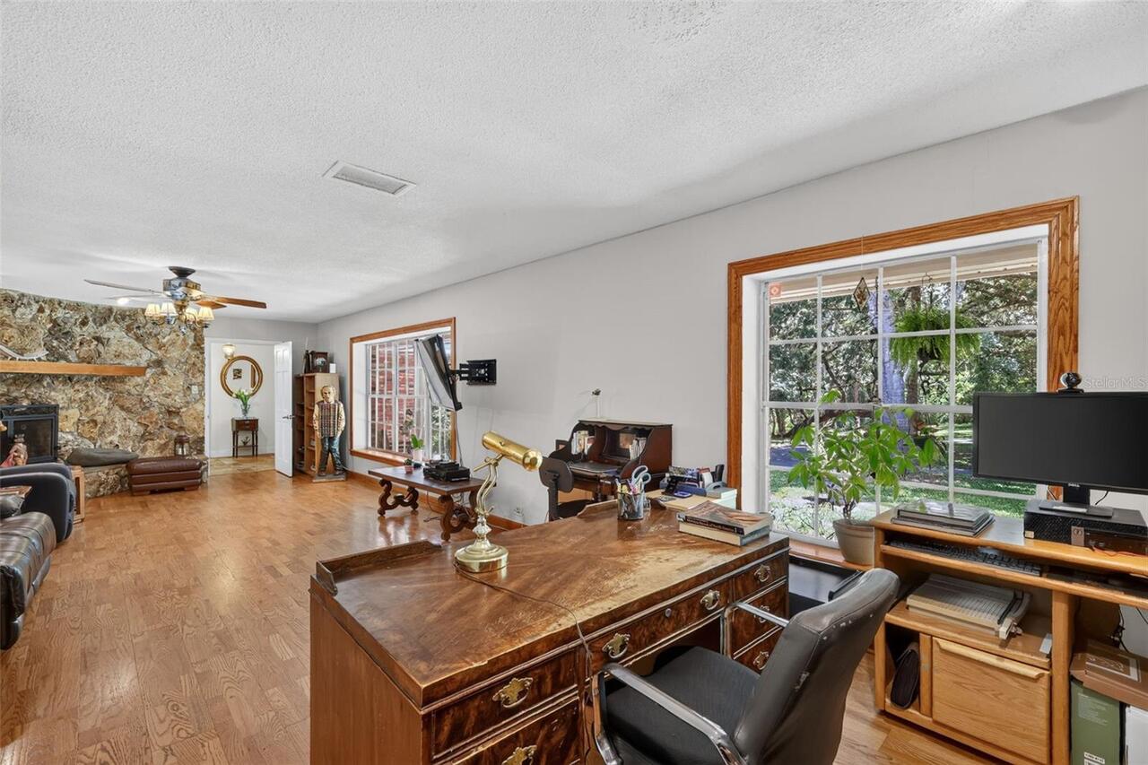Listing Photo 23