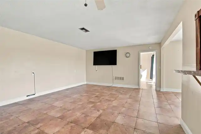 Listing Photo 41