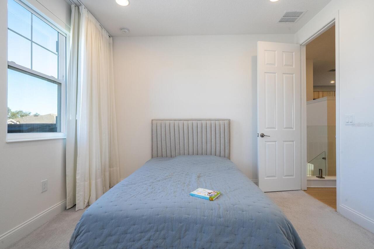 Listing Photo 34