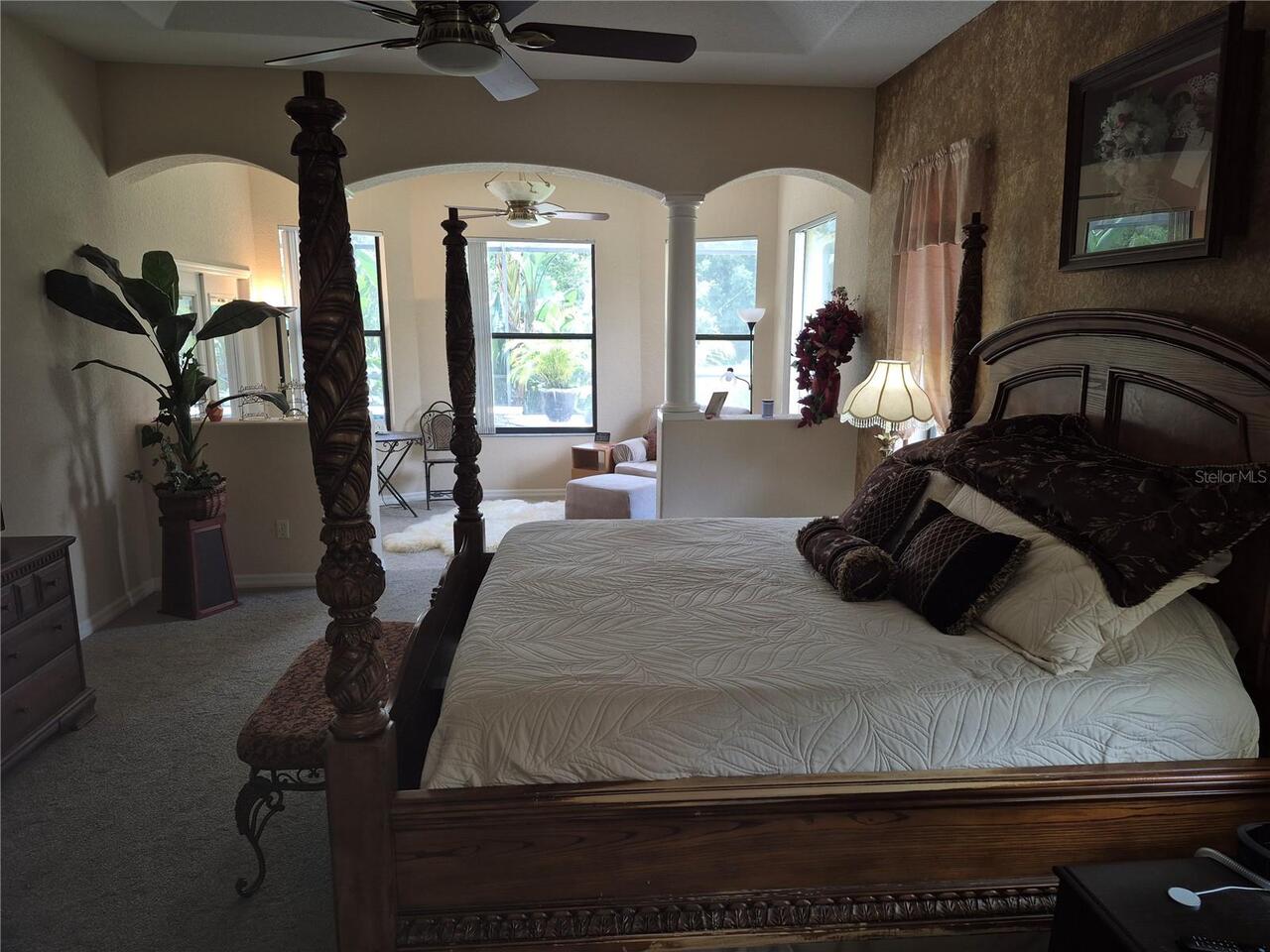 Listing Photo 8