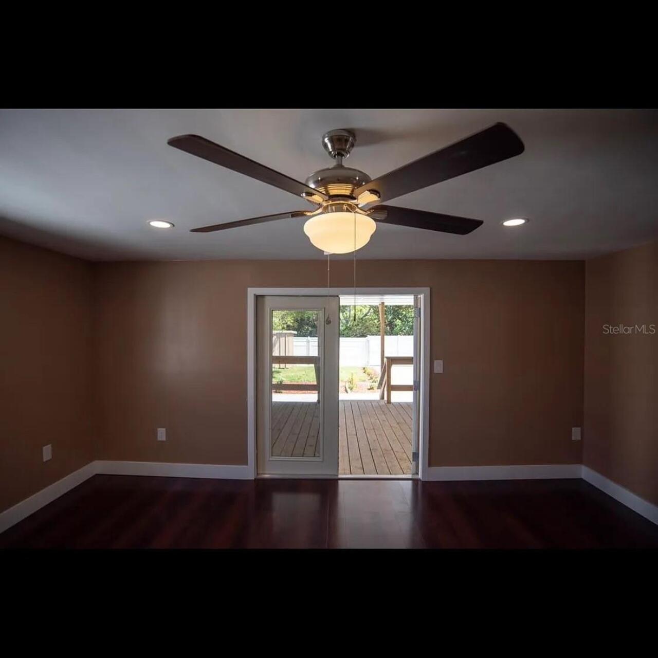Listing Photo 10