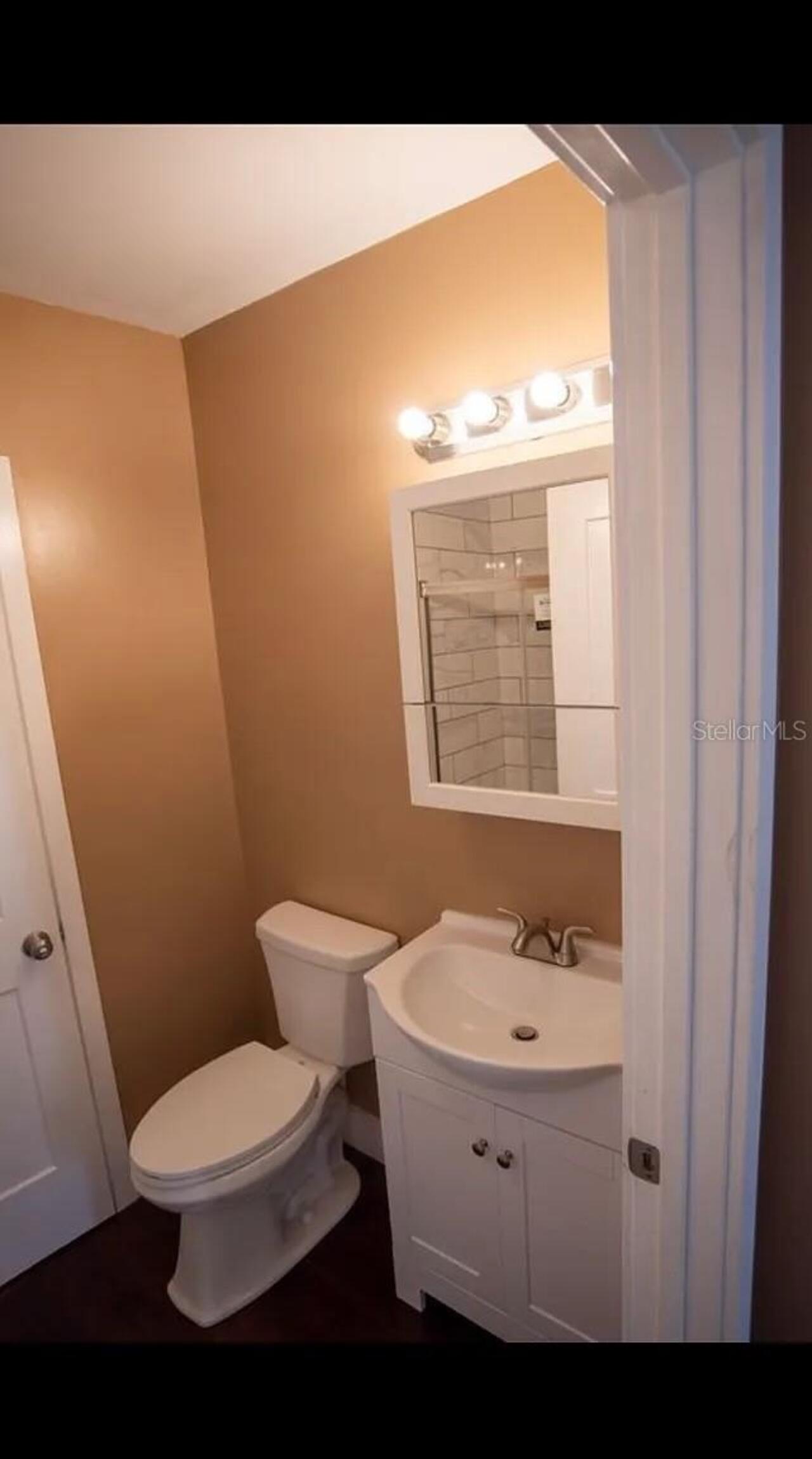 Listing Photo 12