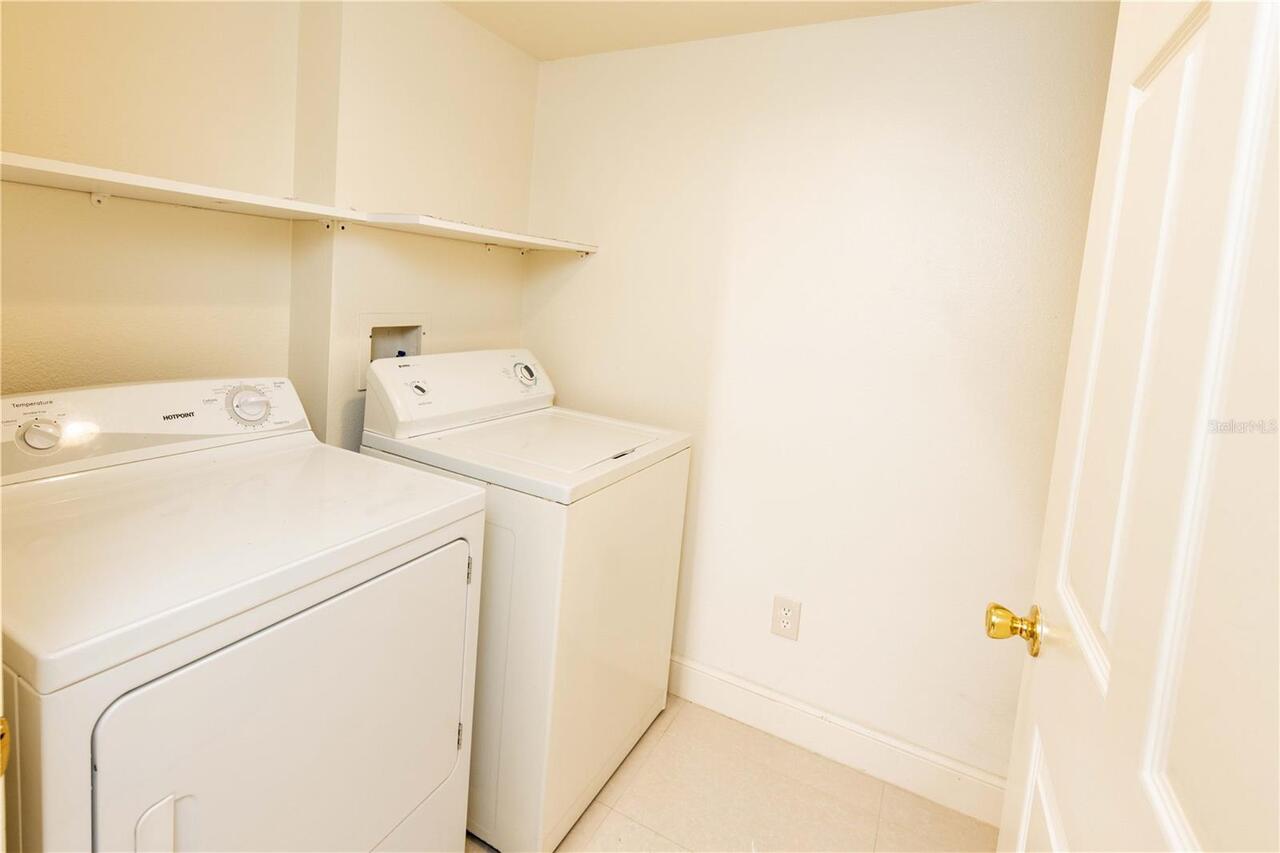 Listing Photo 11