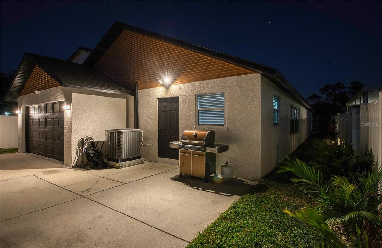 Listing Photo 11