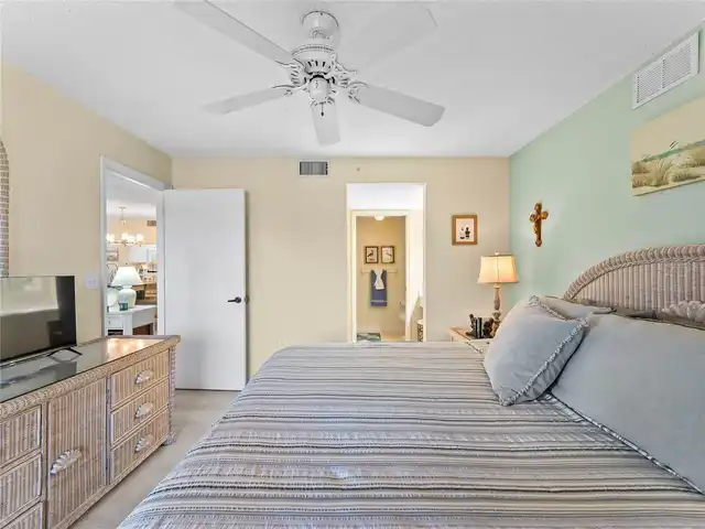 Listing Photo 20