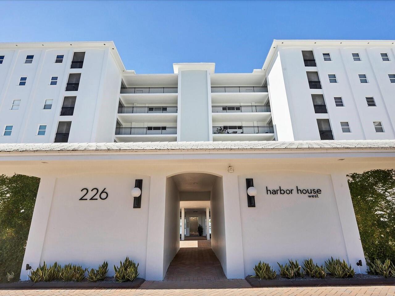 Sarasota Real Estate