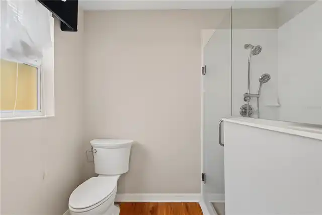 Listing Photo 17