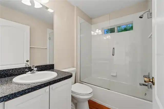 Listing Photo 23