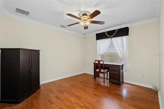 Listing Photo 24