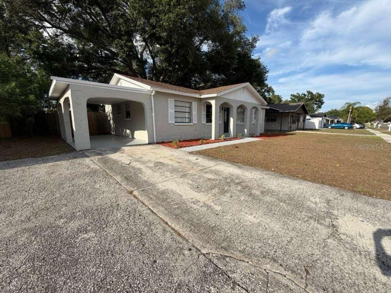 Listing Photo 10