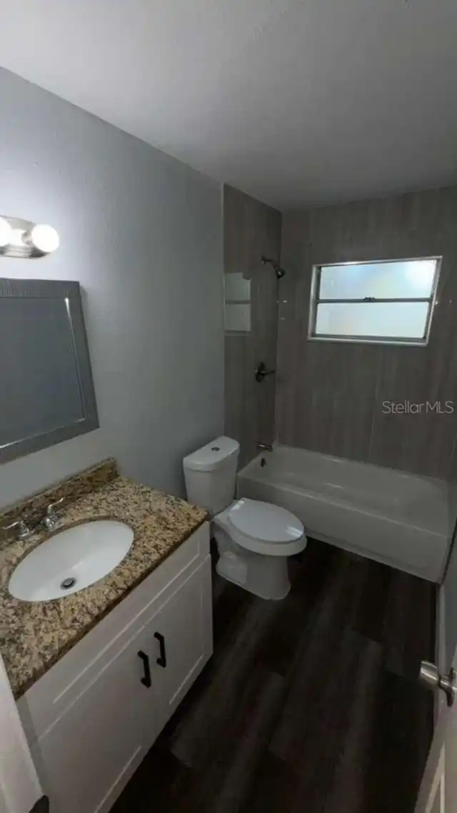 Listing Photo 7