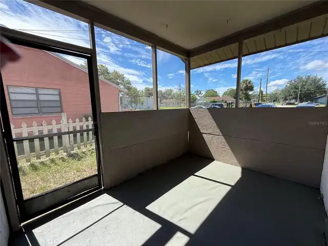 Listing Photo 12