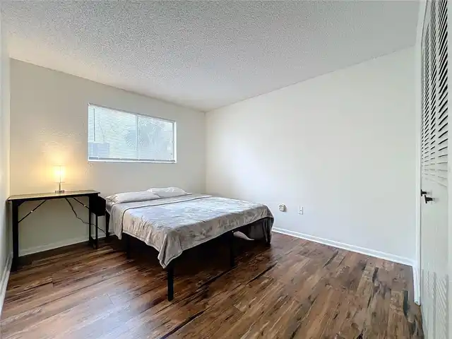 Listing Photo 20
