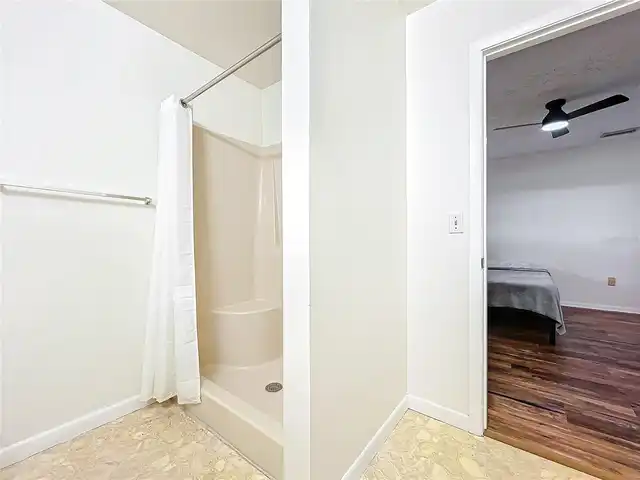Listing Photo 24