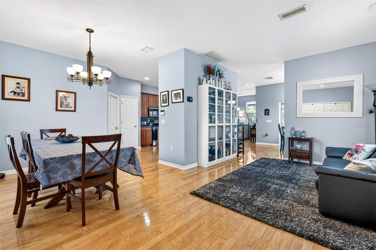 Listing Photo 6