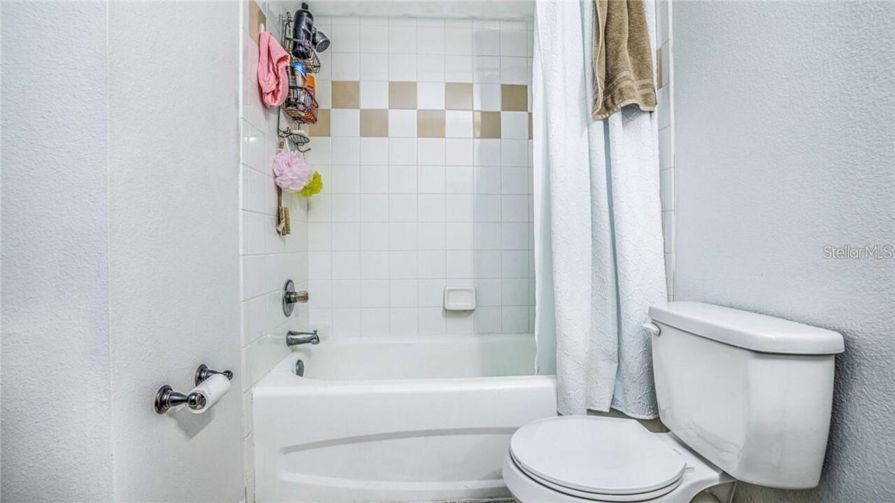 Listing Photo 18