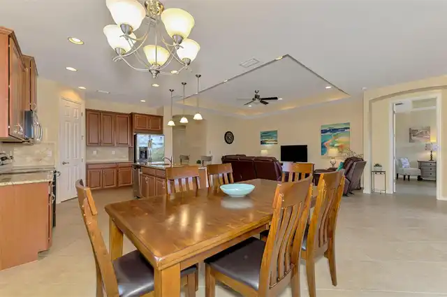 Listing Photo 16