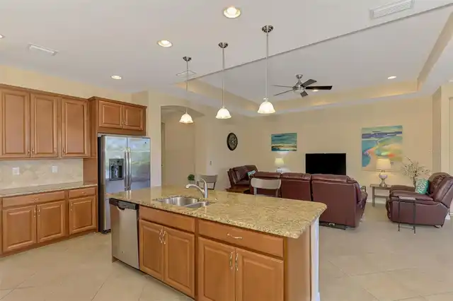 Listing Photo 18