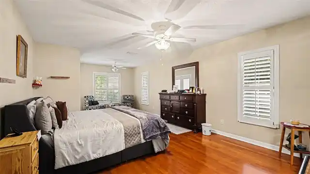 Listing Photo 13