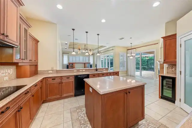 Listing Photo 19